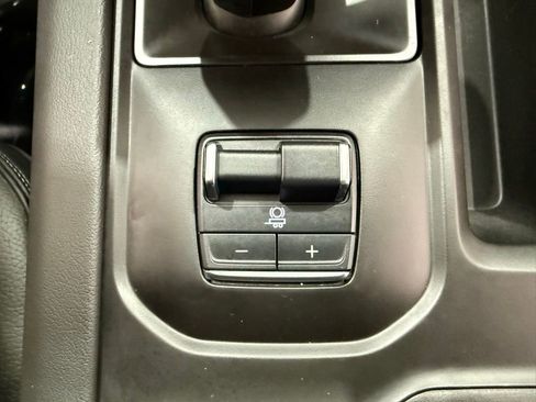 Used 2024 GMC Sierra 1500 Denali image 40