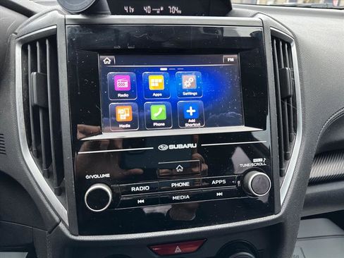 Used 2018 Subaru Crosstrek 2.0i Premium w/ Eyesight System image 29