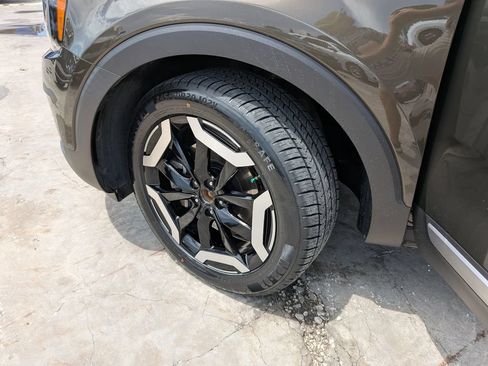 Used 2024 Kia Telluride EX FWD image 38