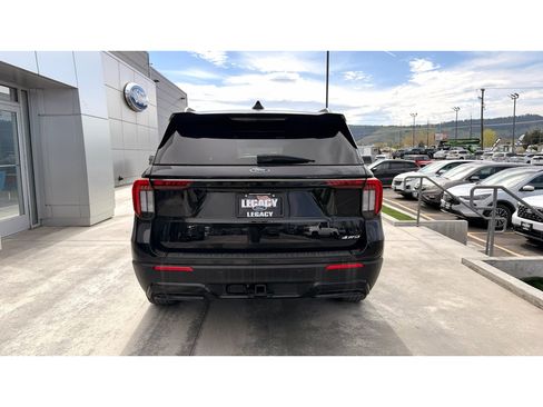 Used 2025 Ford Explorer ST-Line AWD/4WD image 8