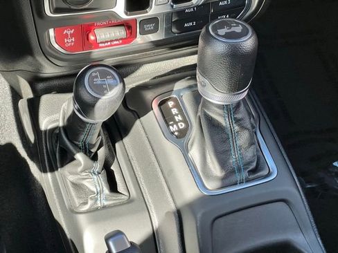 Used 2022 Jeep Wrangler Unlimited Rubicon 4xe w/ Cold Weather Group image 27