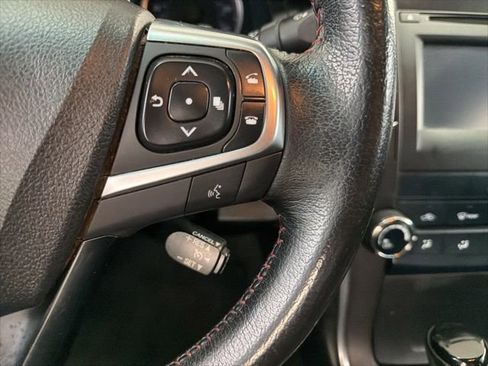 Used 2015 Toyota Camry SE image 20