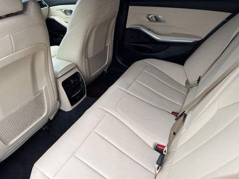 Used 2021 BMW 330i Sedan w/ Convenience Package image 26