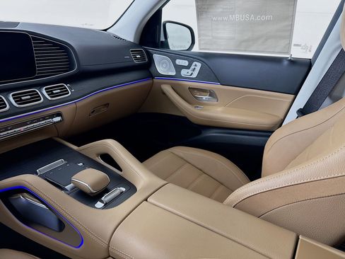 New 2026 Mercedes-Benz GLS 450 4MATIC image 26