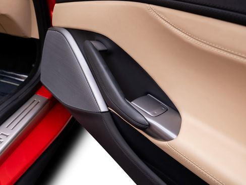 Used 2019 Ferrari Portofino Base image 59