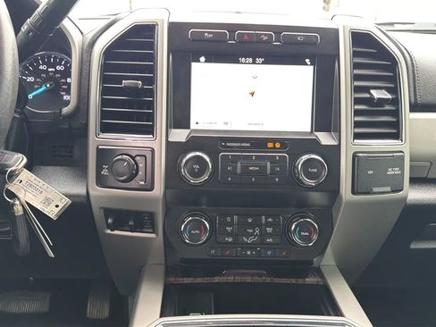 Used 2019 Ford F250 Lariat w/ Chrome Package image 71