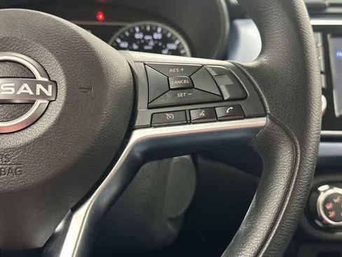 Used 2025 Nissan Versa SV FWD image 18