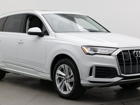 Used 2023 Audi Q7 2.0T Premium AWD/4WD image 3