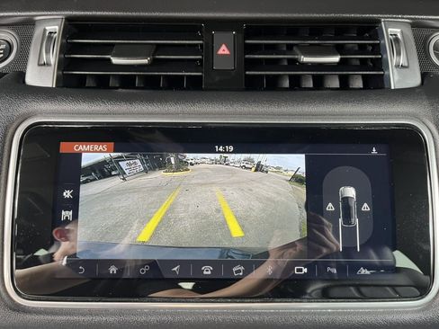 Used 2019 Land Rover Range Rover Sport HSE image 19