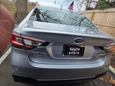 Used 2024 Subaru Legacy Premium image 6