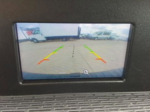 Used 2017 Ford Transit 150 130 Medium Roof RWD image 17
