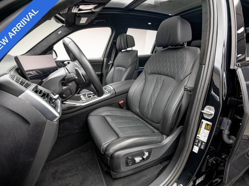 Used 2025 BMW X7 M60i w/ Executive Package AWD/4WD image 13