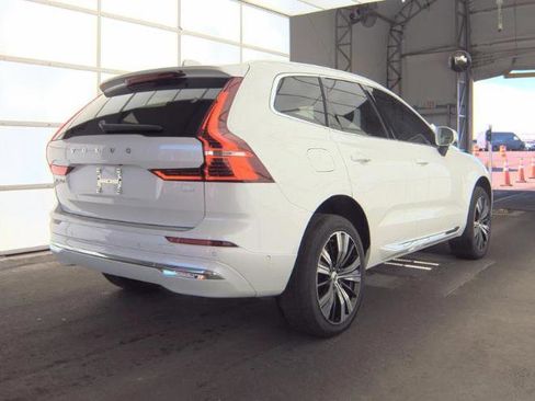 Used 2023 Volvo XC60 T8 Ultimate w/ Climate Package AWD/4WD image 2