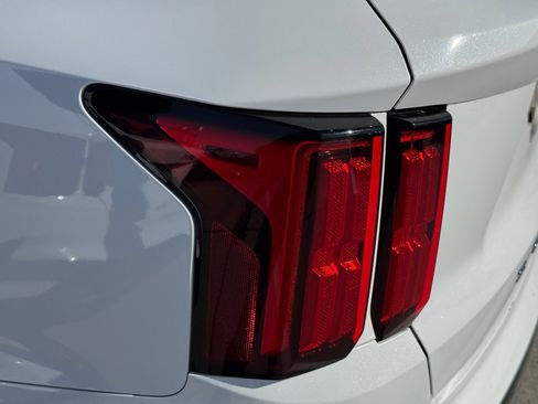 Used 2021 Kia Sorento SX image 7