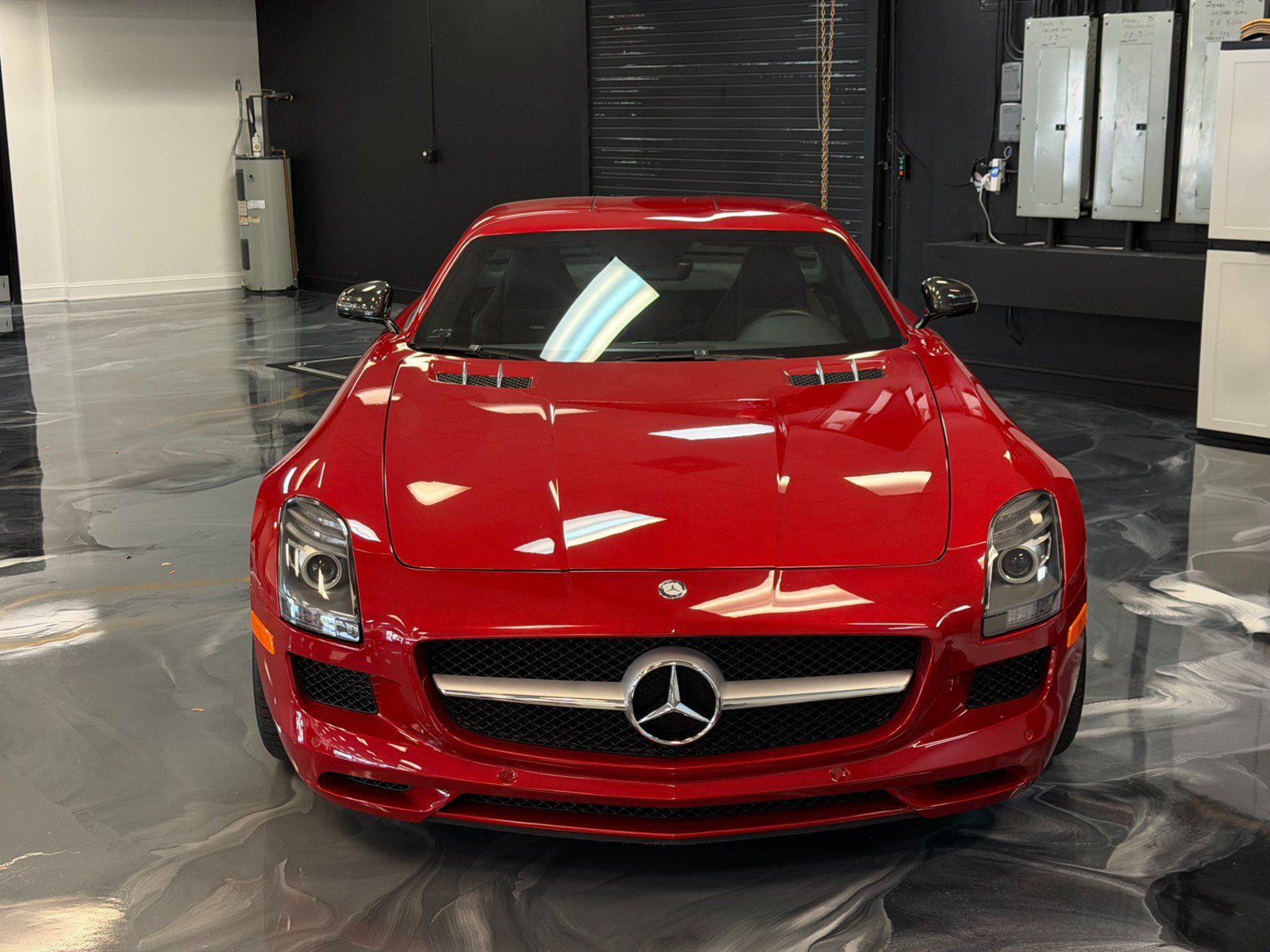 Used 2011 Mercedes-Benz SLS AMG Coupe image 2