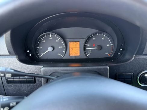 Used 2014 Mercedes-Benz Sprinter 2500 image 17