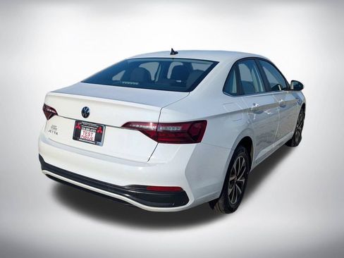 Used 2024 Volkswagen Jetta S FWD image 3