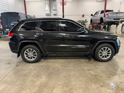Used 2014 Jeep Grand Cherokee Limited w/ Trailer Tow Group IV AWD/4WD image 5