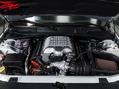 Used 2020 Dodge Challenger SRT Hellcat RWD image 45