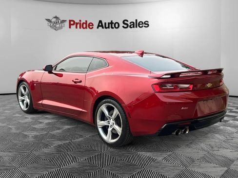 Used 2016 Chevrolet Camaro SS RWD image 5