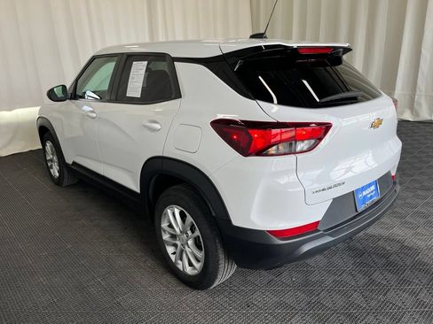 Used 2024 Chevrolet TrailBlazer LS w/ LS Convenience Package FWD image 24