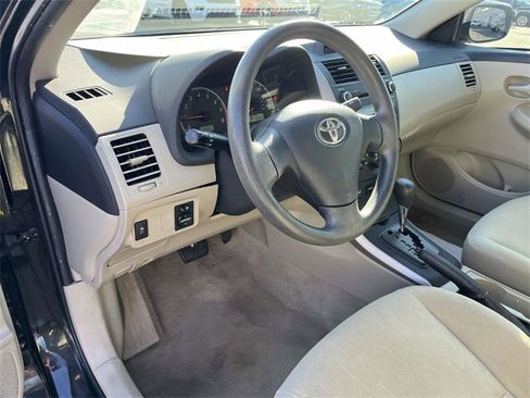 Used 2013 Toyota Corolla LE image 15