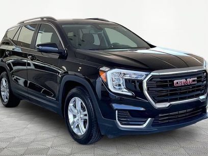 Used 2023 GMC Terrain SLE w/ Driver Convenience Package