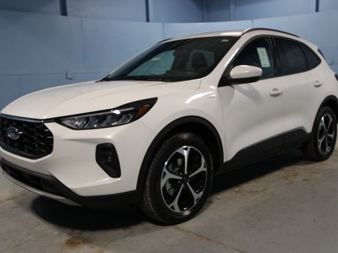 New 2026 Ford Escape ST-Line Select image 25