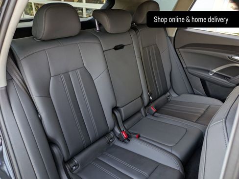 Used 2025 Audi Q5 Premium w/ Convenience Package image 29