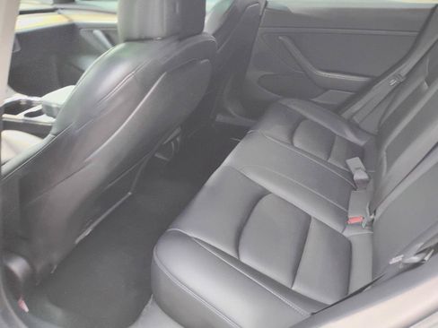 Used 2021 Tesla Model 3 Standard Range Plus RWD image 14
