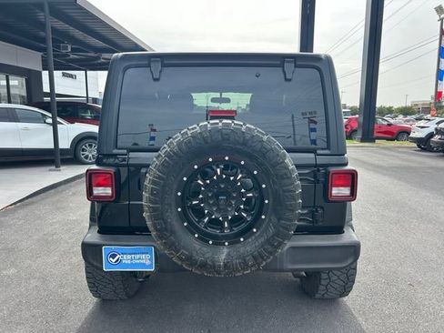 Used 2020 Jeep Wrangler Sport AWD/4WD image 5