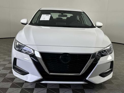 Used 2023 Nissan Sentra SV image 3