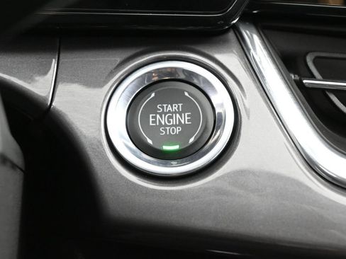 Used 2025 Chevrolet Trax ACTIV FWD image 28