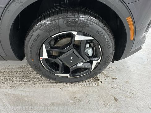 Used 2026 Kia Sportage EX image 9