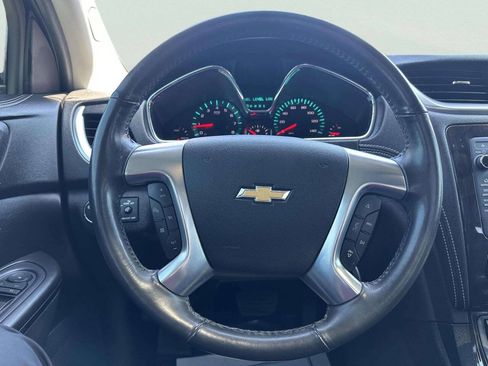 Used 2017 Chevrolet Traverse Premier AWD/4WD image 25