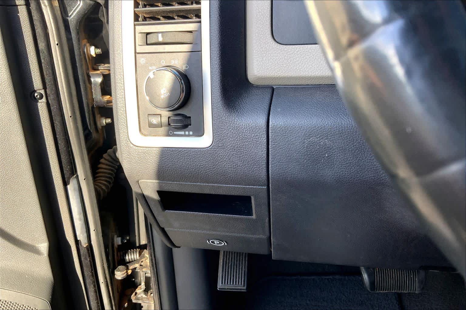 Used 2011 RAM 1500 Outdoorsman AWD/4WD image 35