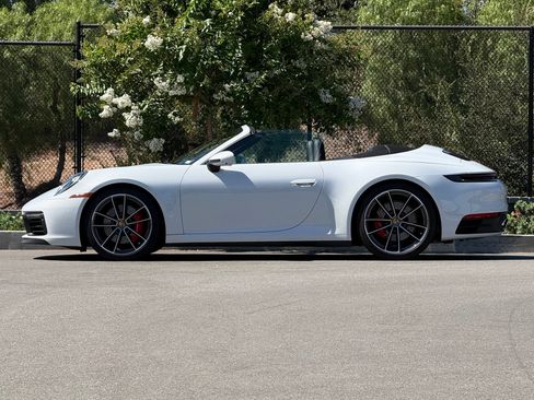 Certified 2022 Porsche 911 Carrera 4S w/ Sport Package AWD/4WD image 2