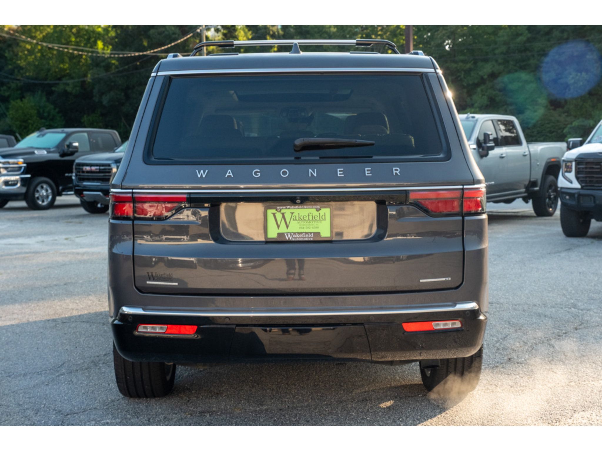 Used 2023 Jeep Wagoneer Series II w/ Convenience Group I AWD/4WD image 7