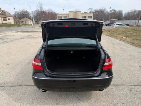 Used 2011 Mercedes-Benz E 350 4MATIC Sedan image 8
