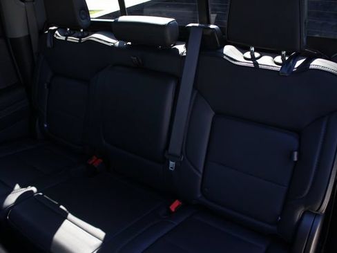 Used 2024 GMC Sierra 1500 Denali AWD/4WD image 22