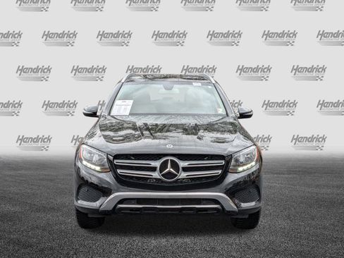 Used 2019 Mercedes-Benz GLC 300 4MATIC w/ Premium Package image 3