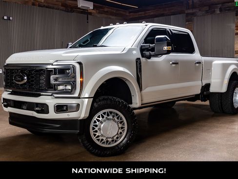 Used 2024 Ford F450 Platinum w/ FX4 Off-Road Package AWD/4WD image 4