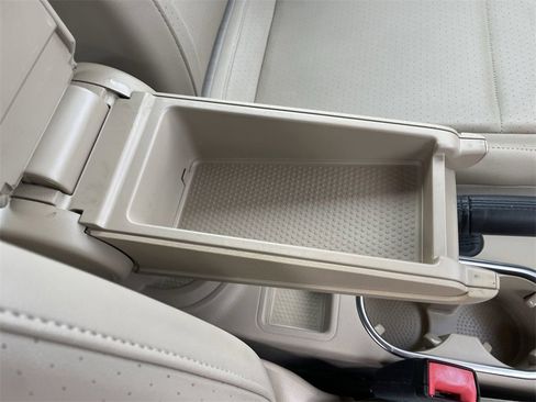 Used 2015 Volkswagen Beetle 1.8T image 25