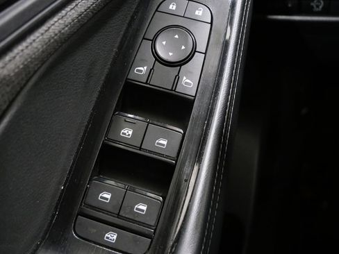 Used 2023 Nissan Rogue SV image 13