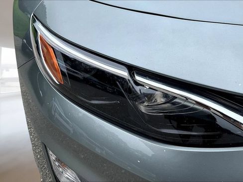 Used 2025 Chevrolet Malibu LT FWD image 30