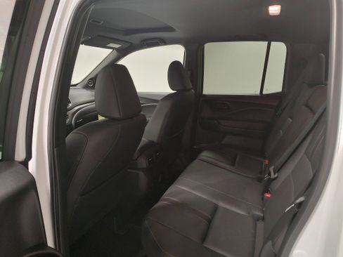 Used 2025 Honda Ridgeline TrailSport image 11