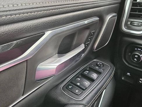 Used 2019 RAM 1500 Laramie AWD/4WD image 19