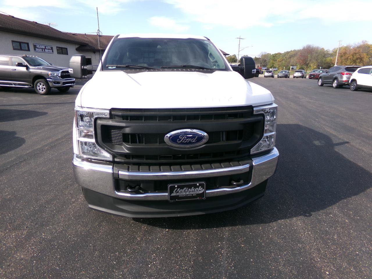 Used 2022 Ford F250 XL w/ Power Equipment Group AWD/4WD image 4