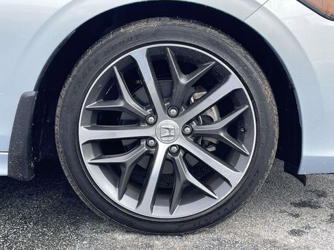 Used 2023 Honda Civic Touring image 32