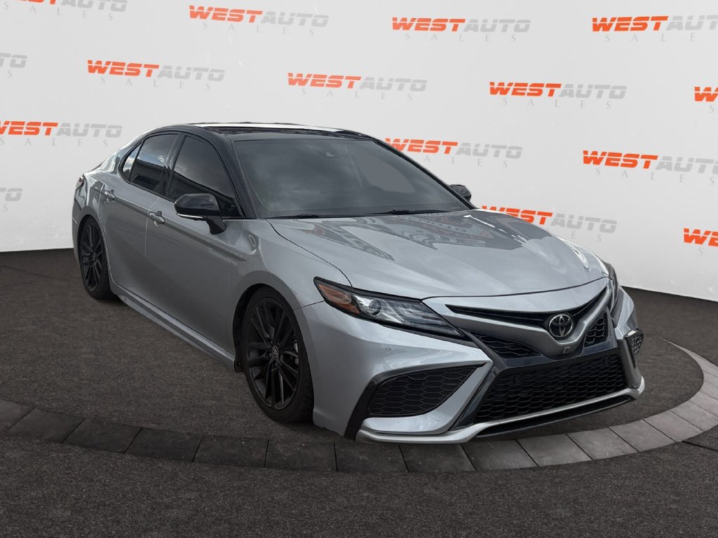 Used 2022 Toyota Camry XSE w/ Navigation Package FWD image 7